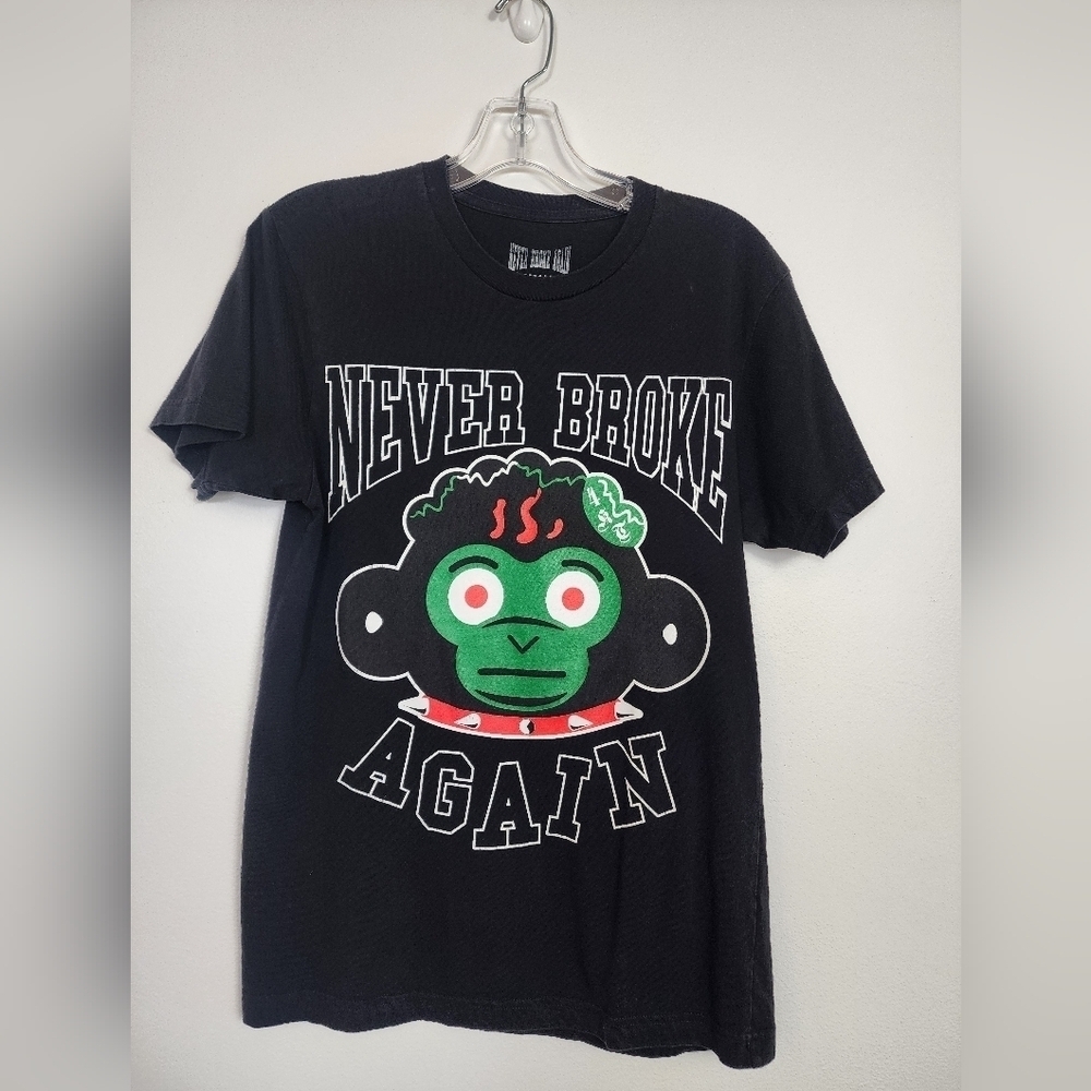 Never Broke Again Black Graphic T-Shirt with Green Cartoon Monkey Design, sz SM